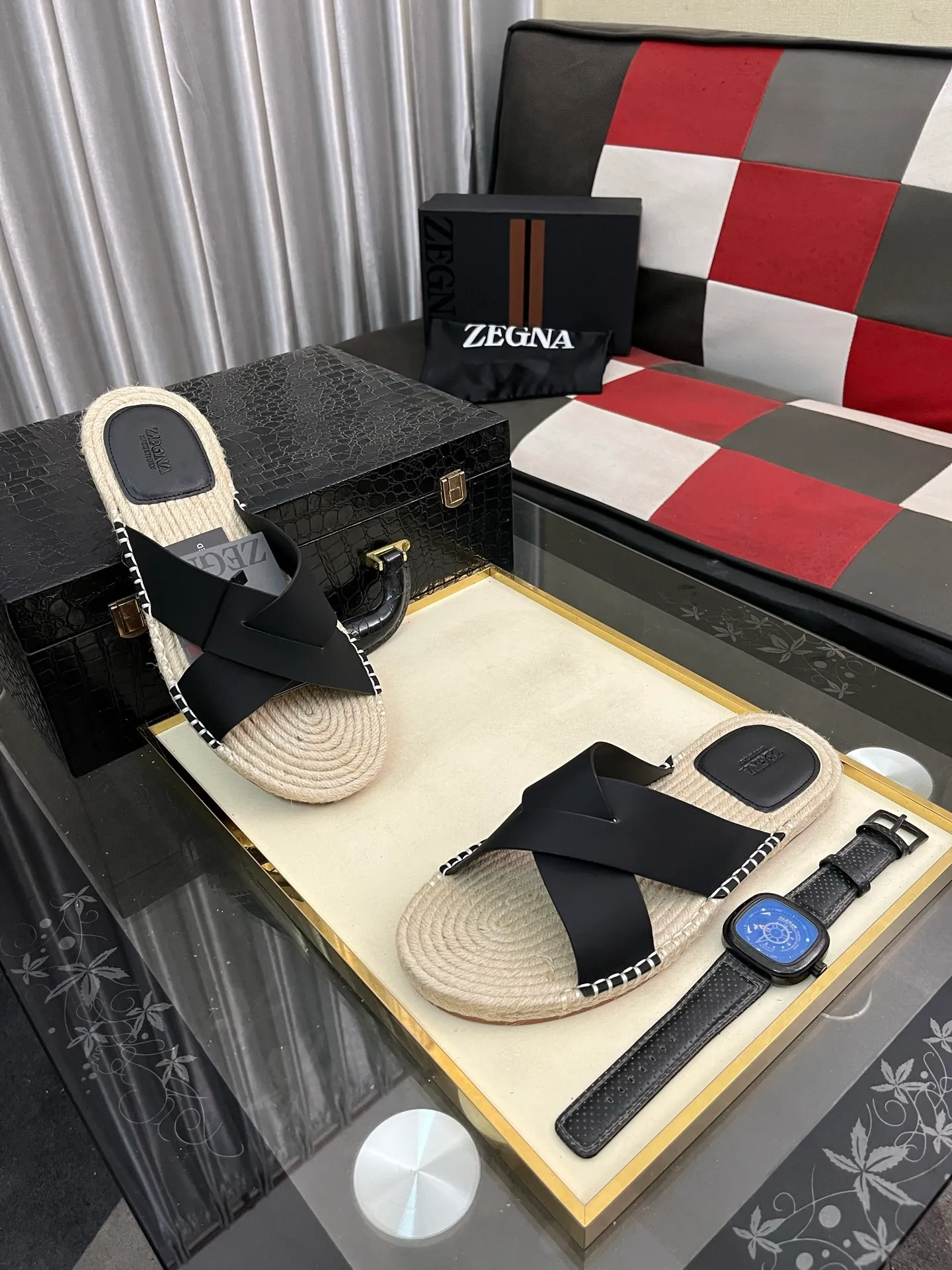 Men's shoes 💰320⌚️⌚️《HERMES》Hermès 💁♂️Men's casual slippers, compare the quality at the counter🧚🏿♂️ The upper layer has a stone pattern with clear texture, showing high-end, high-end, comfortable to wear and versatile. Purely hand-pulled, raw rubber breathable outsole, breathable and comfortable lambskin lining, 100% comfortable density, original rubber outsole wear-resistant code number 38-44. Can be customized 45-46-47
